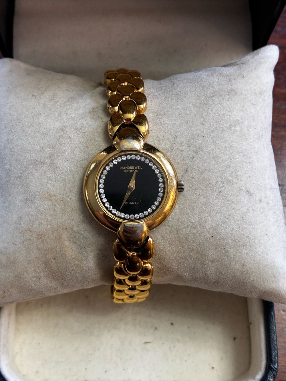 Raymond Weil Ladies Watch 18K Gold Plated Black Dial Swiss Made New Battery